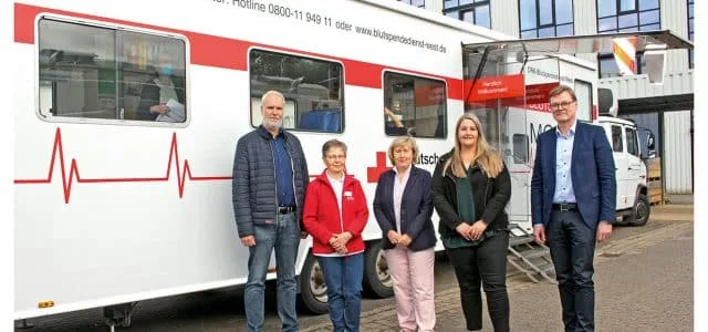 Mitarbeiter der Gauselmann Gruppe freuen sich über die DRK-Blutspendeaktion