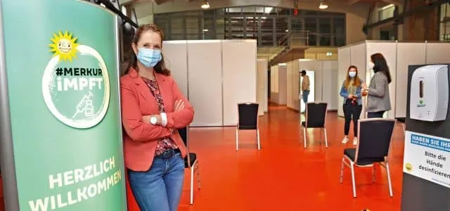 Caroline Hoymeyer hat Impfung vorbereitet