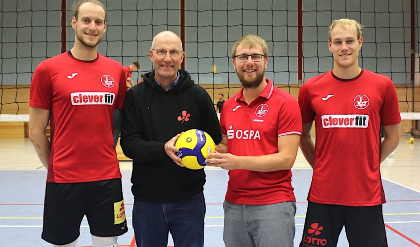 Lotto Mecklenburg-Vorpommern und der SV Warnemünde 1949 e. V. Volleyball setzen ihre langjährige Partnerschaft fort. © Lotto MV