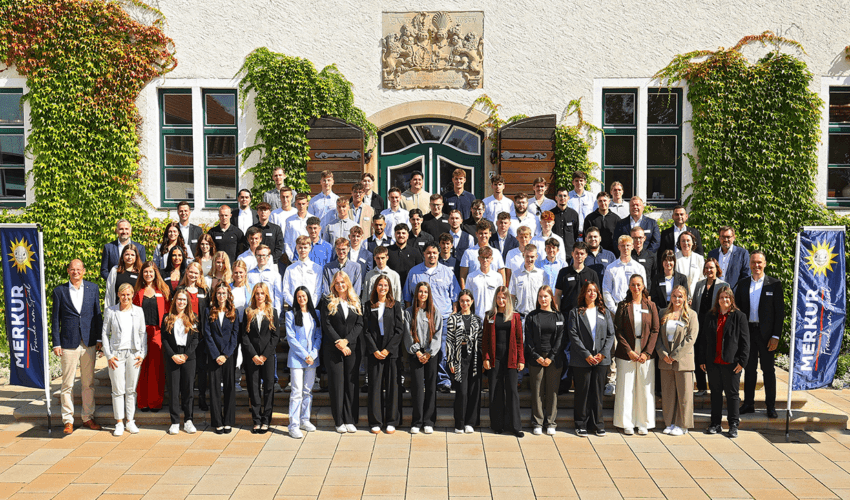65 Azubis sind bei der Merkur Group in die Ausbildung gestartet. © Foto Pescht