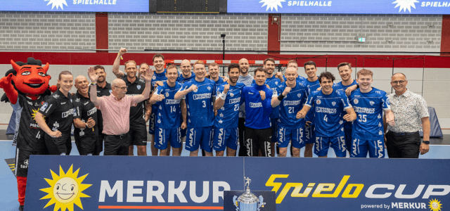 Spiele-Cup 2025: Der TBV Lemgo Lippe freute sich über den dritten Sieg in Folge beim Turnier. © Oliver Krato