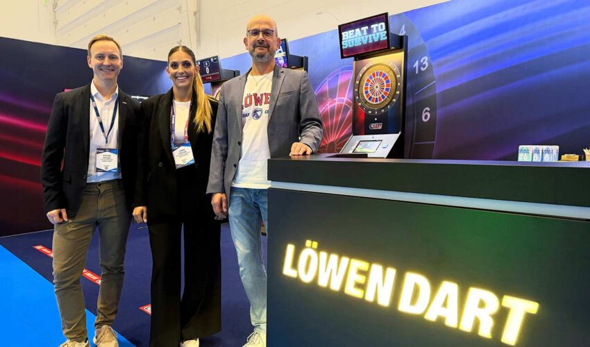 Löwen Dart IAAPA 2026